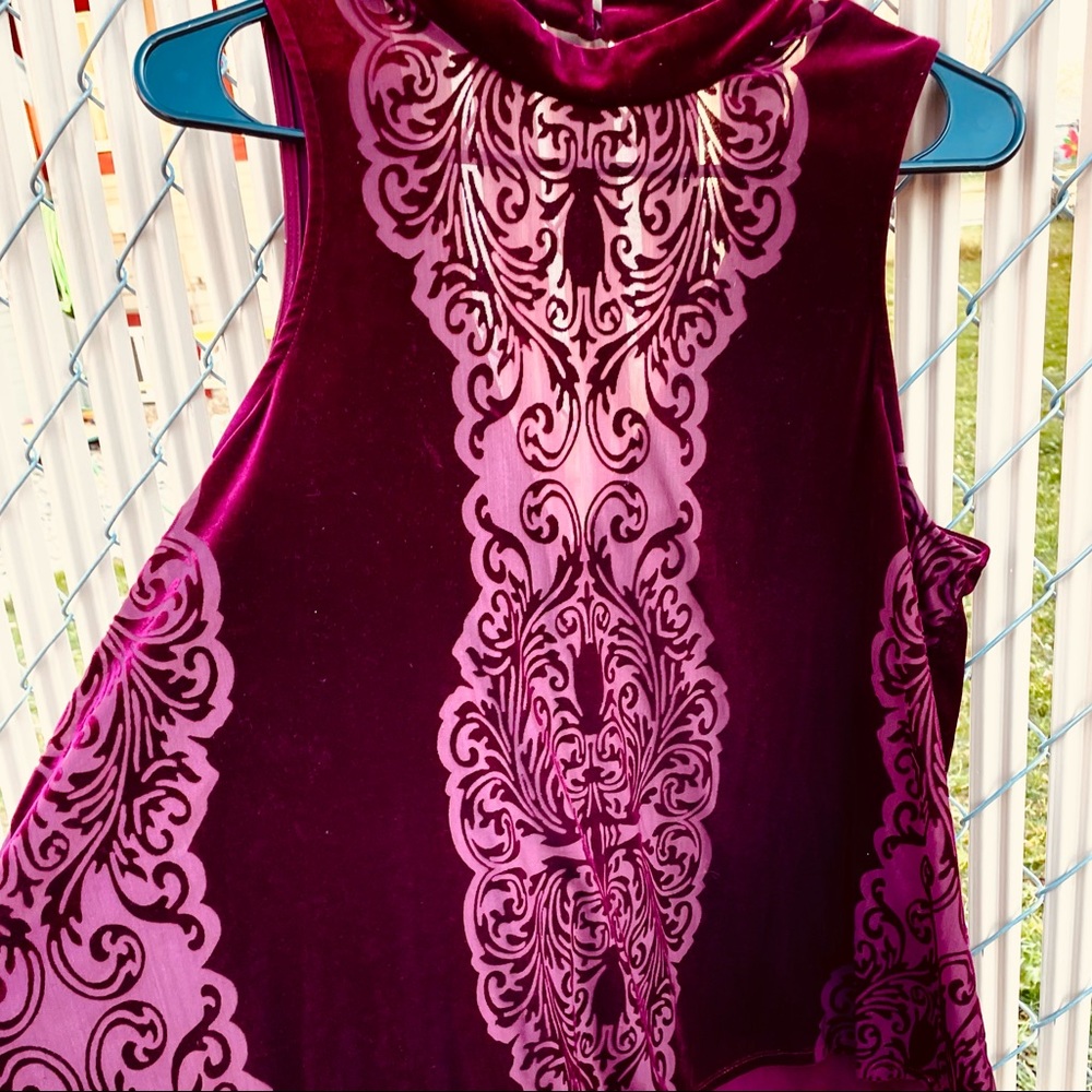 Gorgeous Holiday Burgundy Cut Velvet Trapeze Fly Away Tank Top M/L - Picture 6 of 9